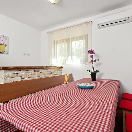 Holiday home Mla I - Three Bedroom With Pool Porec