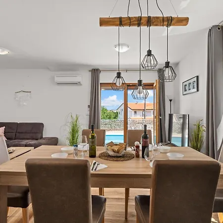 Mla I - Three Bedroom With Pool 度假居