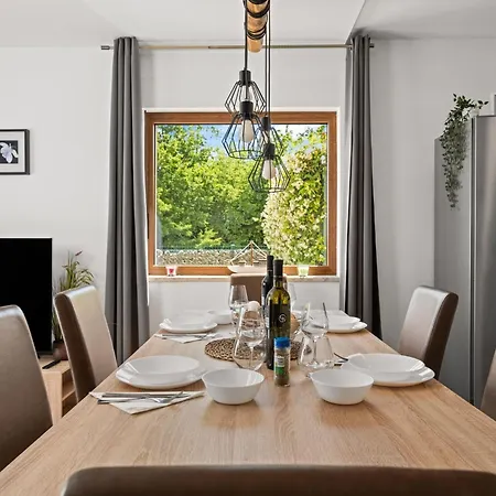 Mla I - Three Bedroom With Pool 度假居