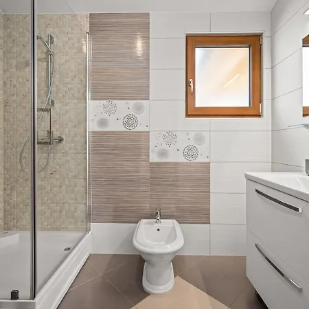 Mla I - Three Bedroom With Pool 度假居 波雷奇